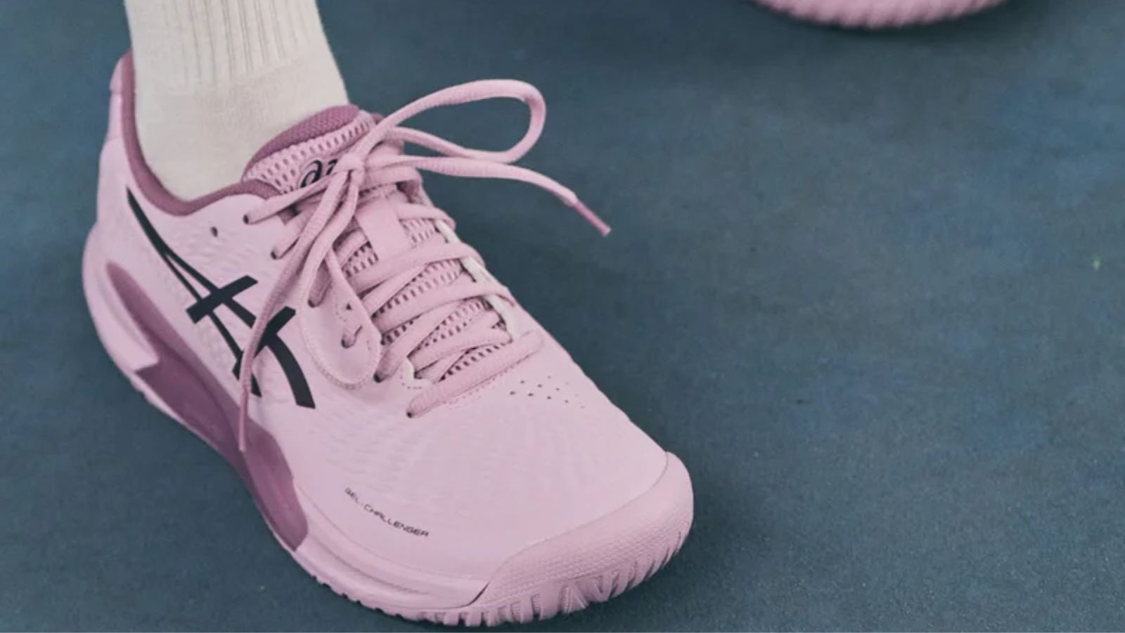 Hinh anh 7: Giay tennis nu hang dau nam 2025 voi thiet ke hien dai va hieu suat cao.