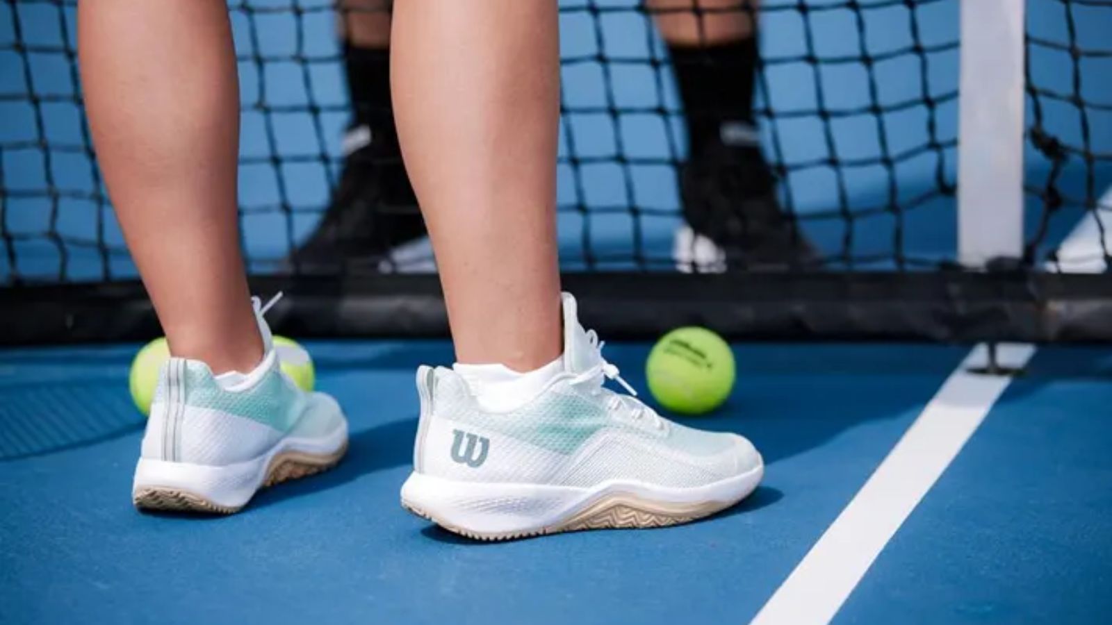 Hinh anh 8: Giay tennis nu hang dau nam 2025 voi thiet ke hien dai va hieu suat cao.