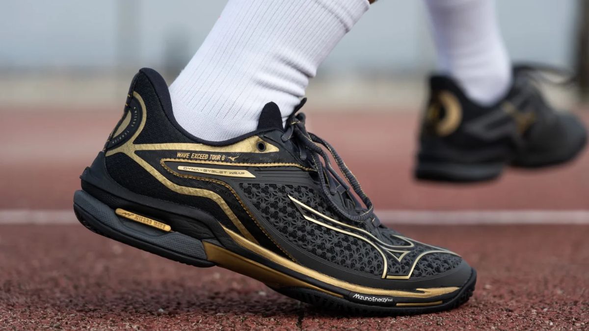 Hinh anh giay tennis tot nhat cho nguoi bi viem can gan chan nam 2025