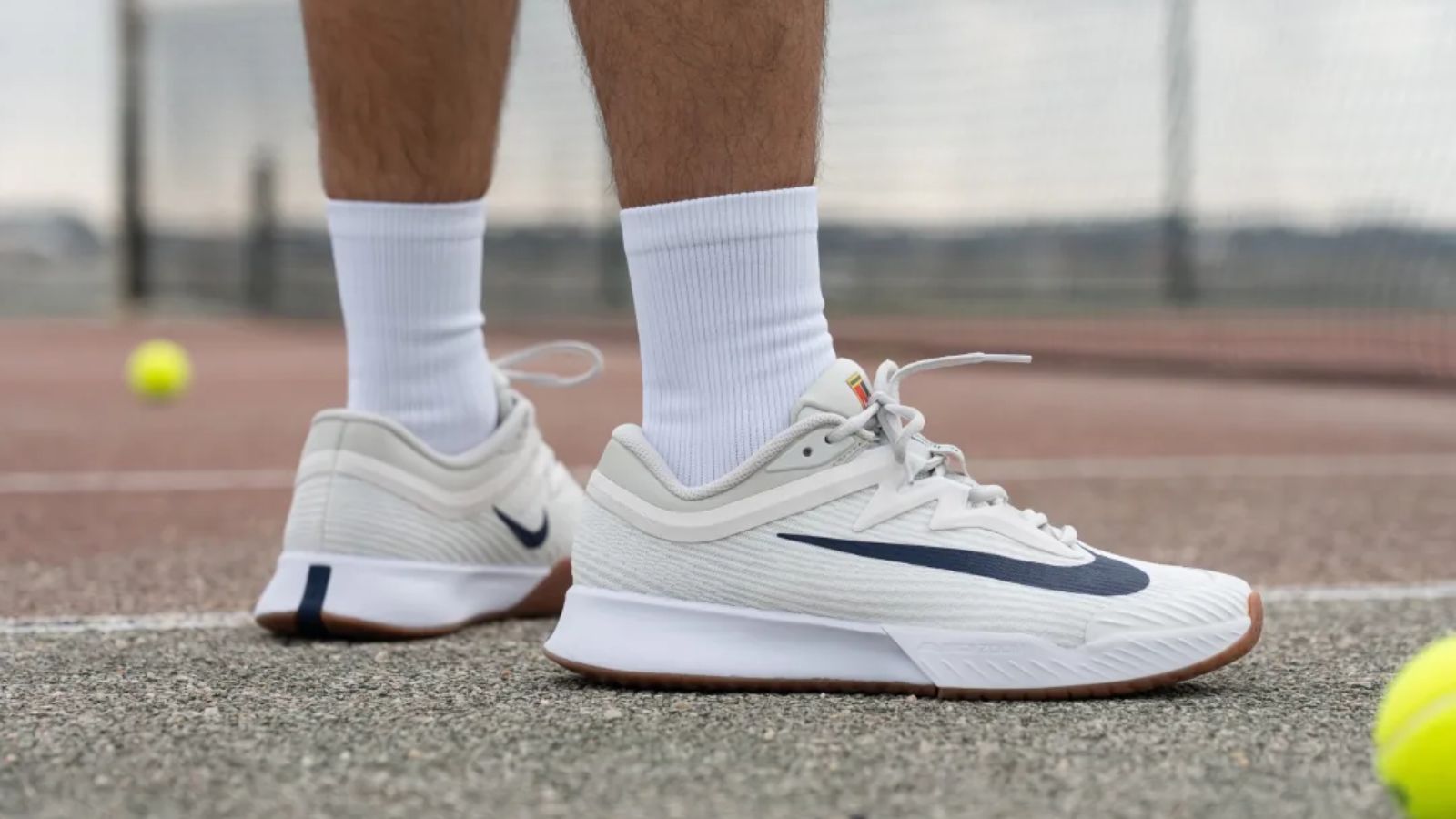 Hinh anh 8: Hinh anh giay tennis tot nhat cho nguoi bi viem can gan chan nam 2025
