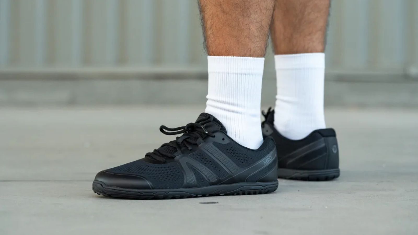 Hinh anh 9: Giay chay bo voi toebox rong, ly tuong cho van dong vien