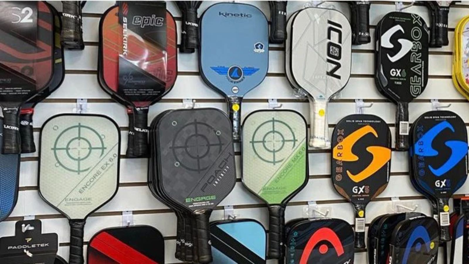 Hinh anh 2: Hinh anh cac mau vot Pickleball da dang cho loi choi khac nhau