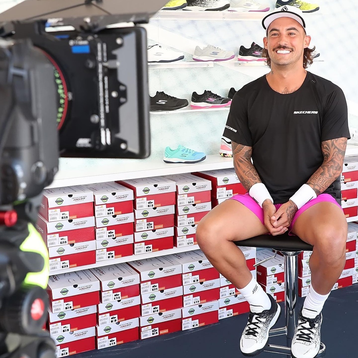 Hinh anh 5: Tyson McGuffin tren san voi giay Skechers Viper Court Pro