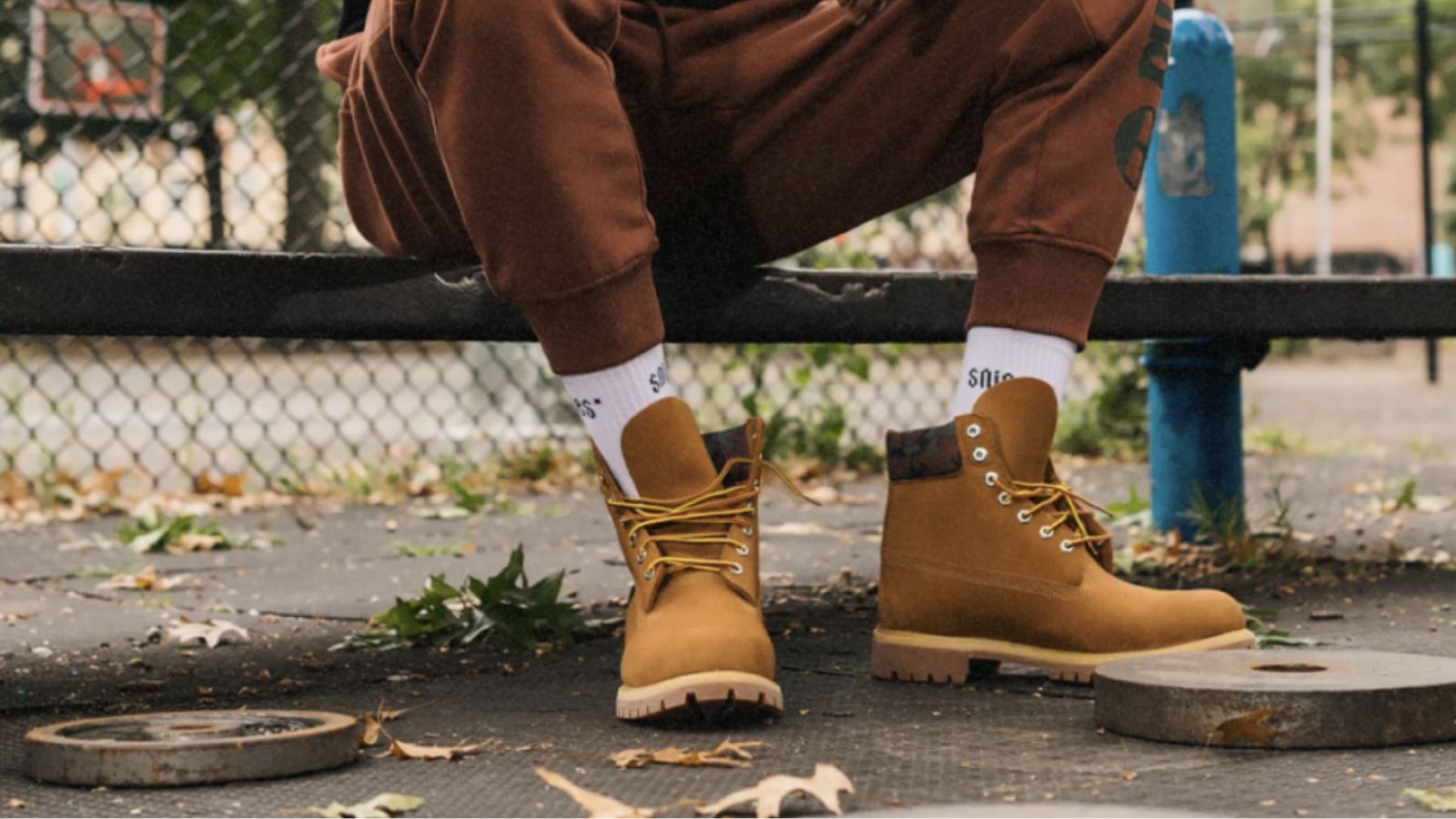 Hinh anh 5: Nike Air Max 95 Zip Black voi thiet ke khoa keo va chat lieu da lon long xu